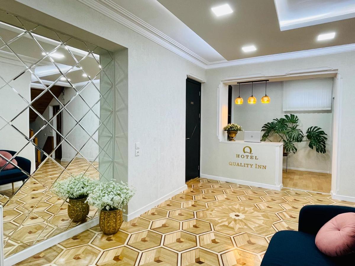 Quality Inn Tbilisi Exterior photo