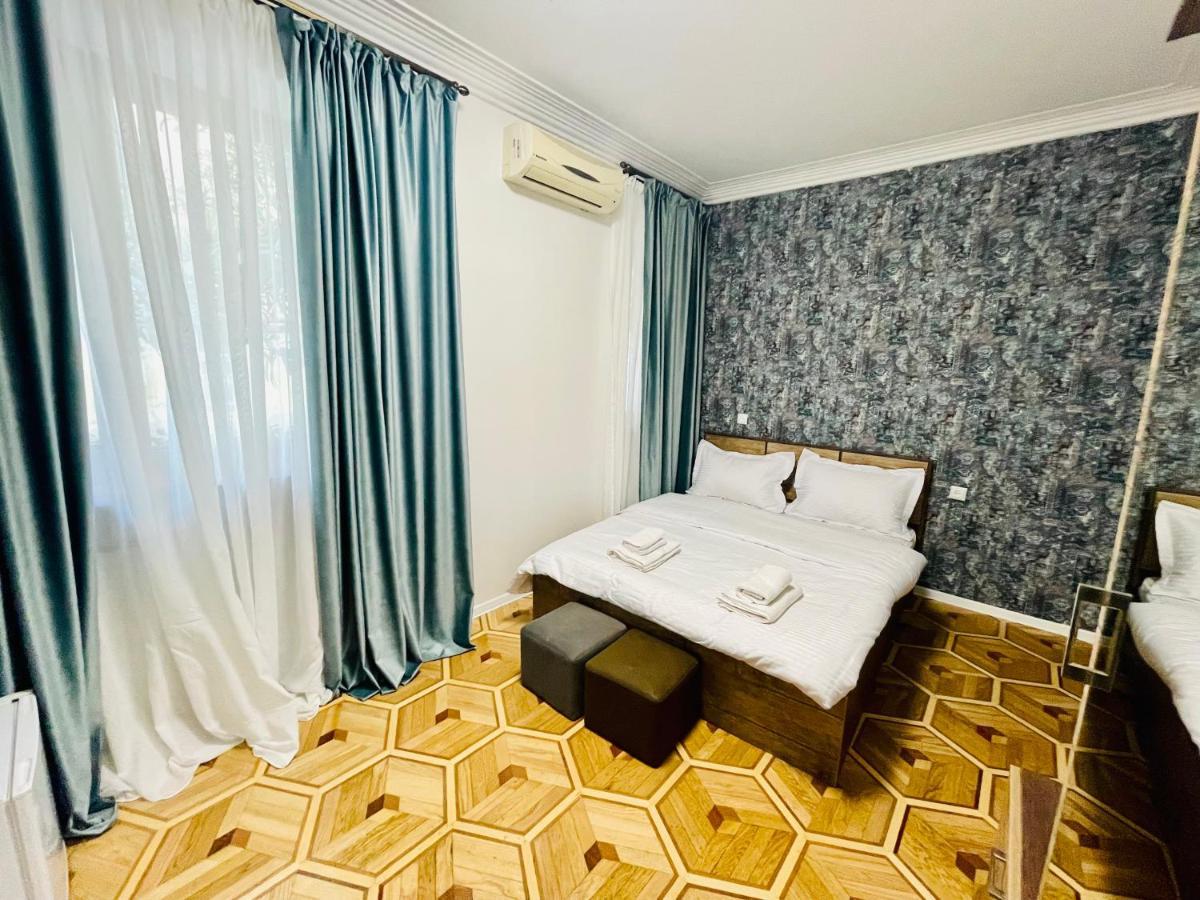 Quality Inn Tbilisi Exterior photo