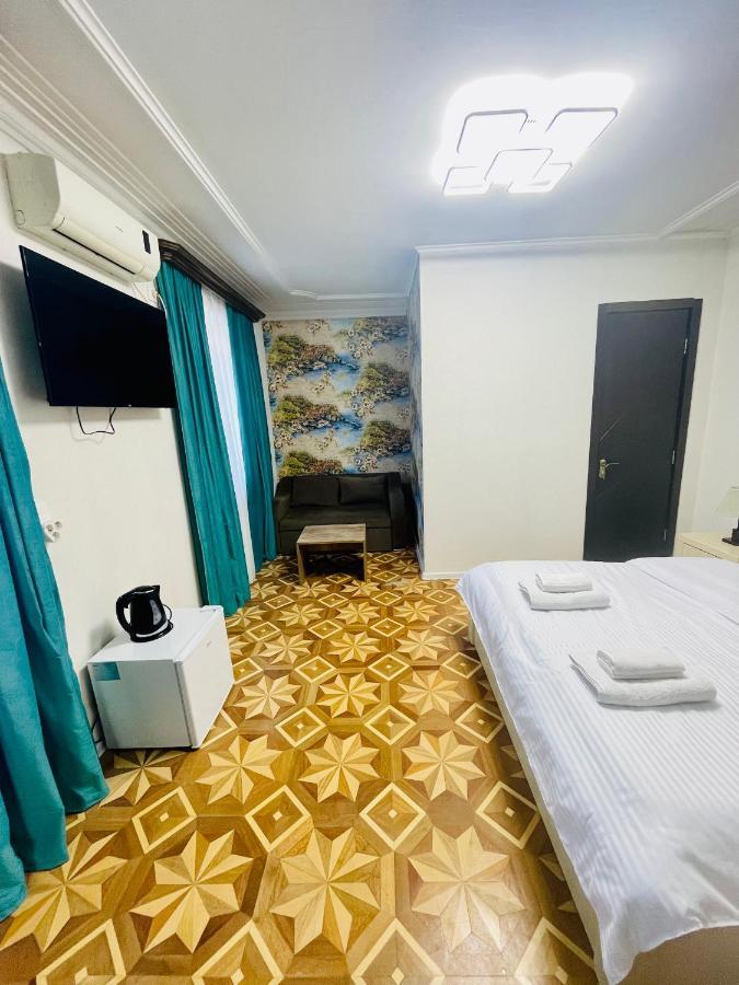 Quality Inn Tbilisi Exterior photo