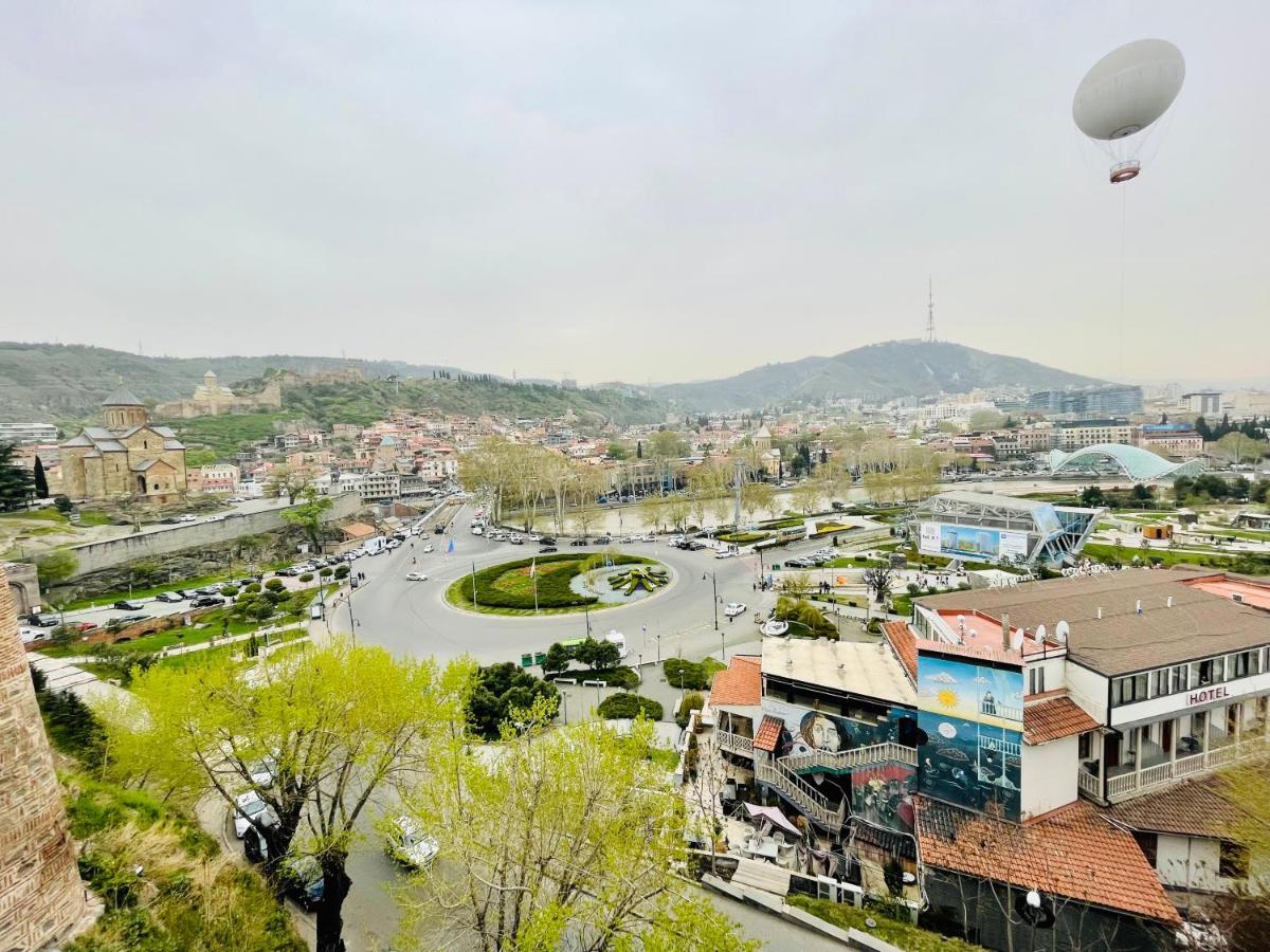 Quality Inn Tbilisi Exterior photo